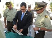Ministro Rodrigo Hinzpeter verificó incautación de 13 vehículos robados por banda criminal de Santiago