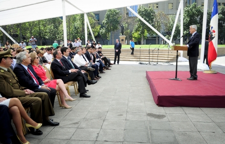 Mandatario entrega Cuenta Pública del Gobierno en la región Metropolitana y destaca la creación de “más de 400 mil nuevos empleos”