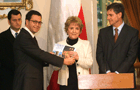 Ministro del Interior encabezó lanzamiento de manual de prevención del delito en la reconstrucción