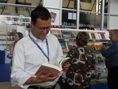 Ministro del Interior asistió a la 30Âª versión de la feria internacional del libro de Santiago